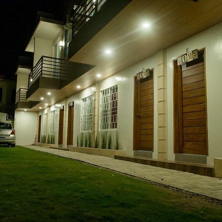 ダバオ　シティMailz Haven Beautifl 3Br Modern Aprt Near Sm Door-Cアパートメント エクステリア 写真